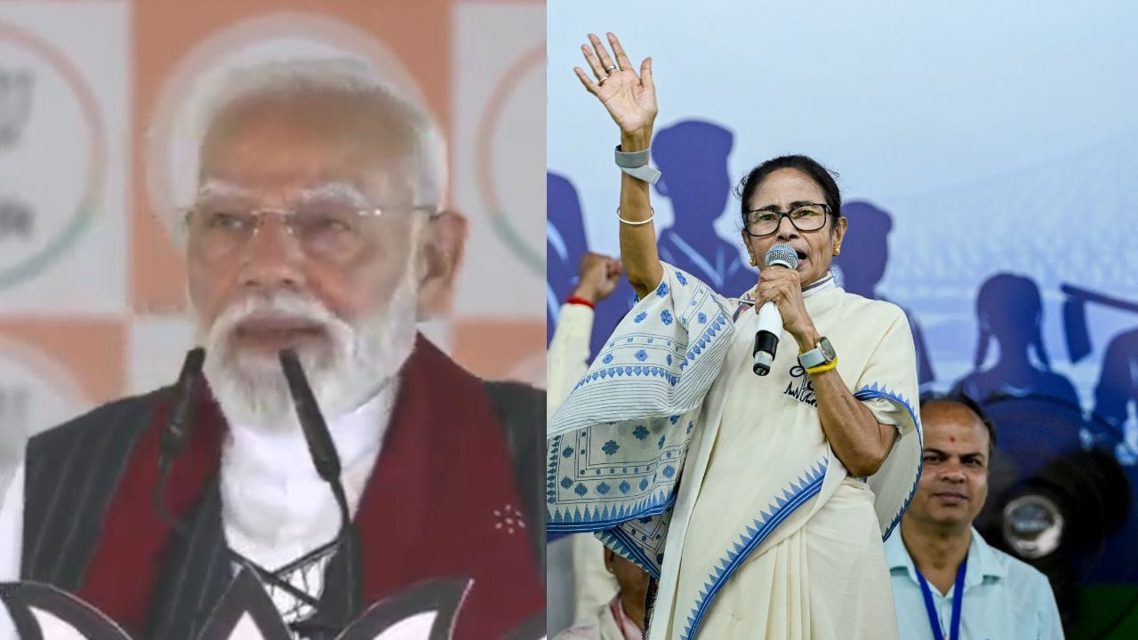 মহিলা সংরক্ষণ বিল (সংশোধনী) নিয়ে জোর রাজনৈতিক তরজা শুরু হয়েছে। বাংলায় এসে এই ইস্যুতে তৃণমূলকে কড়া ভাষায় আক্রমণ করেছেন প্রধানমন্ত্রী নরেন্দ্র মোদী। পাল্টা জবাব দিয়েছেন মমতা বন্দ্যোপাধ্যায়ও। একে অপরকে আক্রমণ করে কী বললেন তাঁরা?