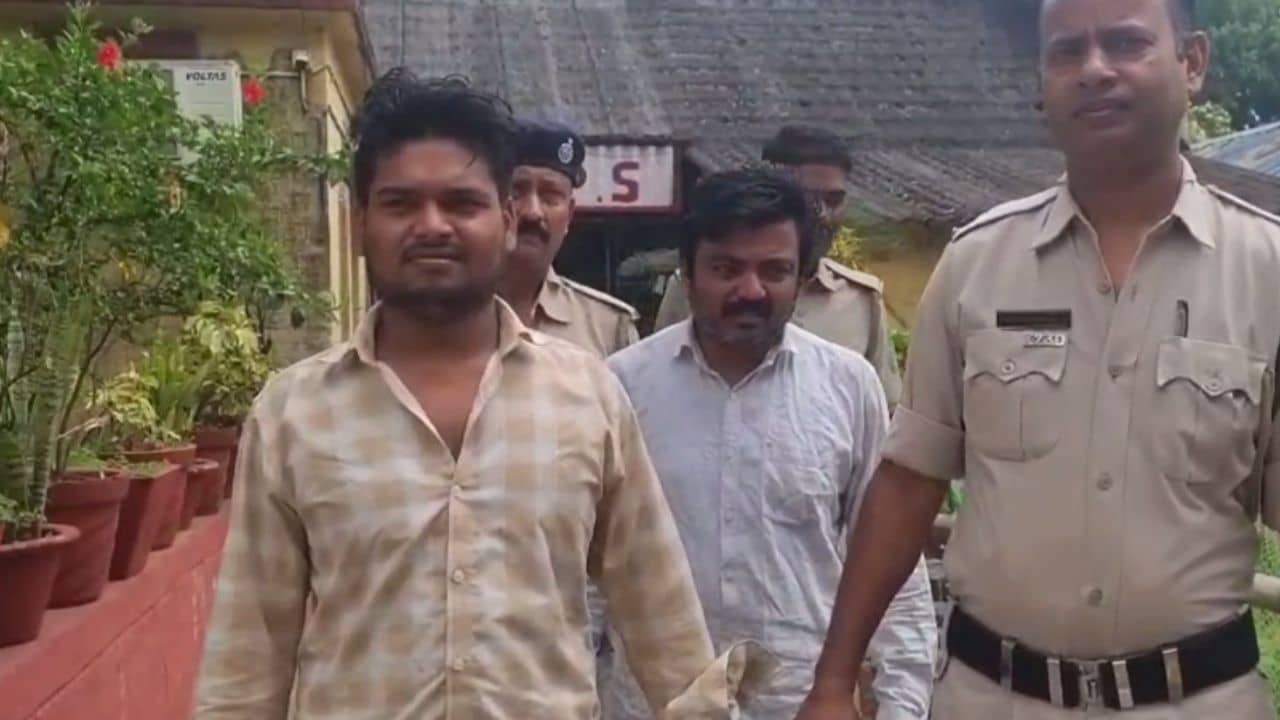 Durgapur money recover: পূর্ব মেদিনীপুরে ২ কোটির পর এবার দুর্গাপুর থেকে ৪৯ লক্ষ টাকা উদ্ধার