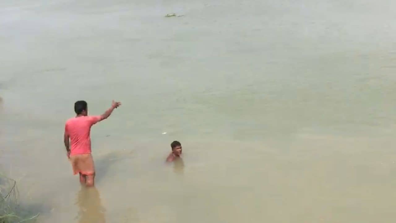 Two Boys drowned: স্নান করতে নেমে ভাগীরথী নদীতে তলিয়ে গেল দুই কিশোর