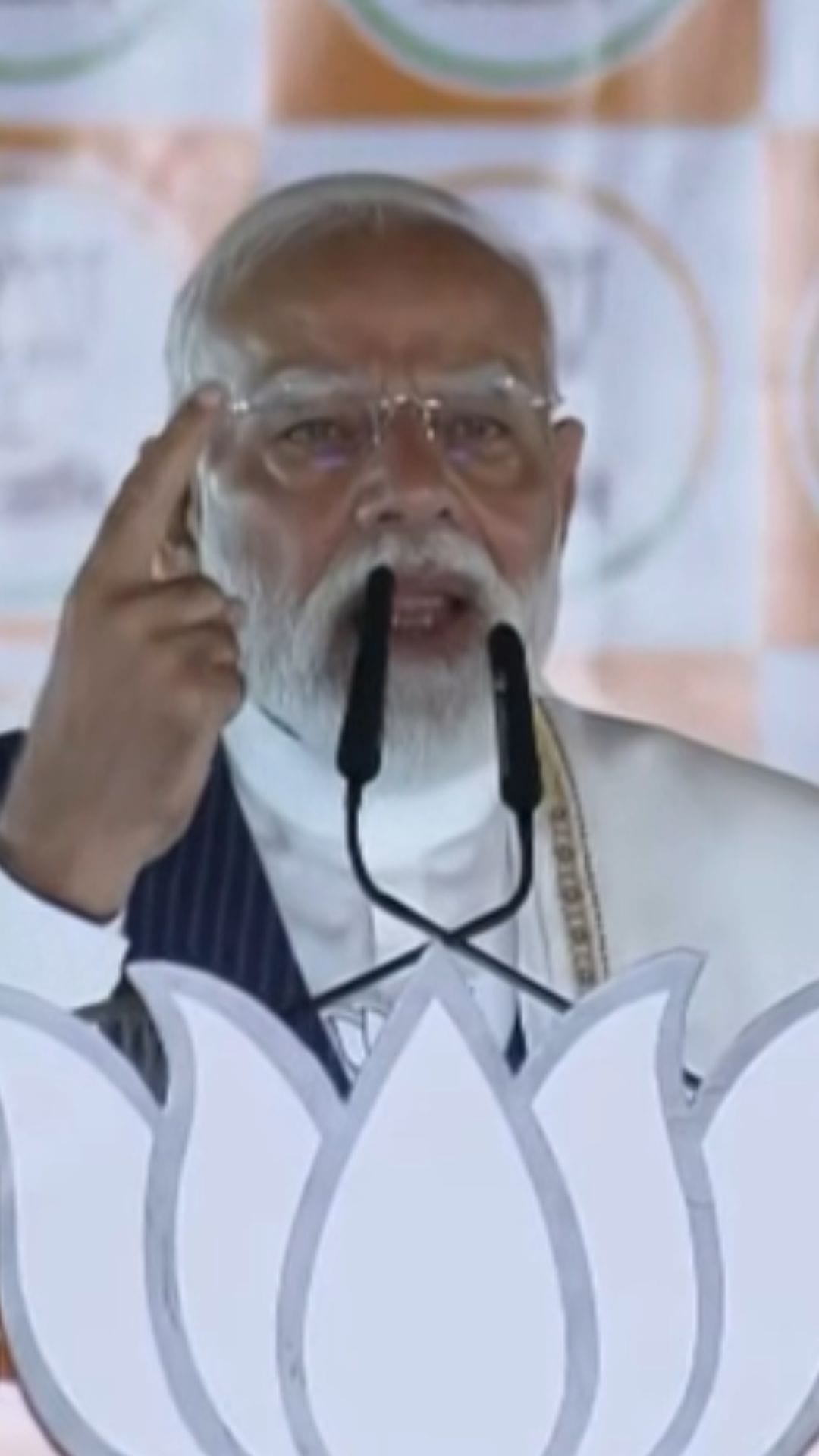 'যাদবপুর বিশ্ববিদ্যালয়ের দেওয়ালে দেশবিরোধী কথা লেখা হয়, আর ছাত্ররা...'