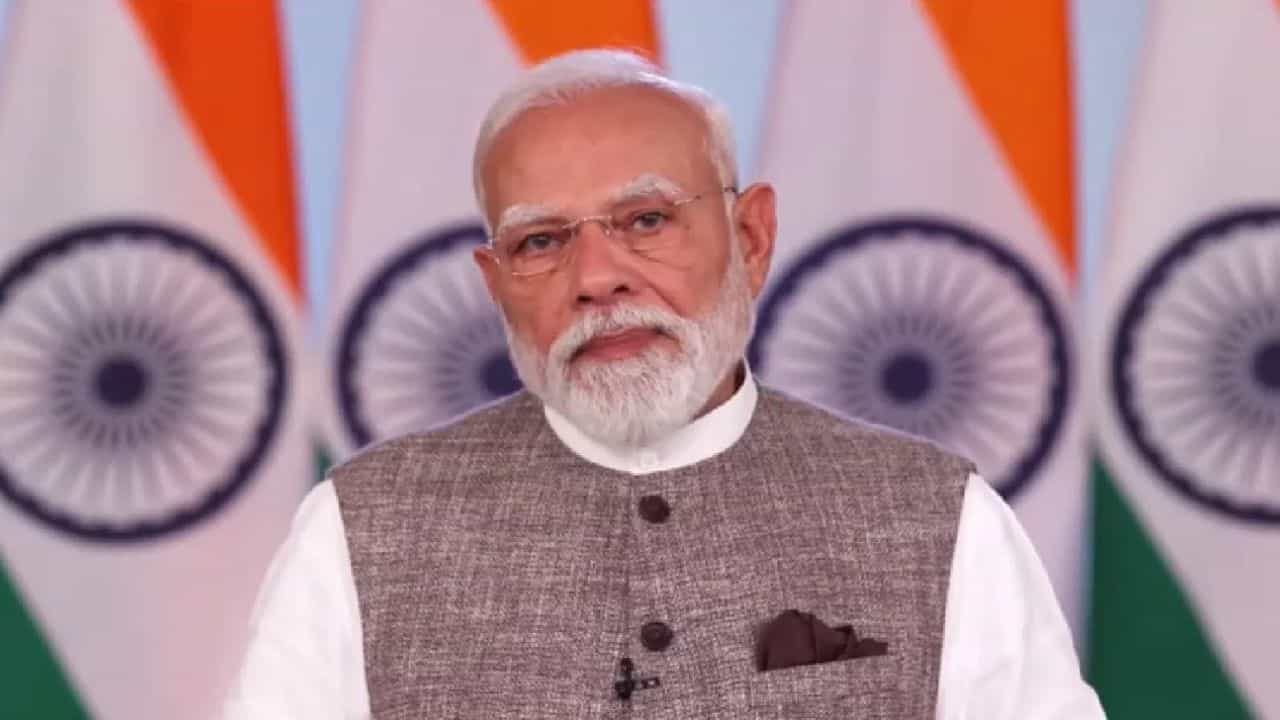 PM Modi Address the Nation: 'মহিলা সংরক্ষণের পথে আসা প্রতিটি বাধা দূর করব', বিরোধীদের নিশানা করে বার্তা প্রধানমন্ত্রীর PM Modi Address the Nation: 'মহিলা সংরক্ষণের পথে আসা প্রতিটি বাধা দূর করব', বিরোধীদের নিশানা করে বার্তা প্রধানমন্ত্রীর