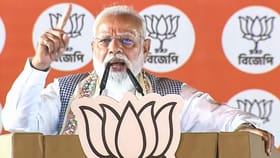 নির্বাচনের দিন ঘোষণার পর প্রথম সভা বাংলায়, কী কী বলে গেলেন মোদী?