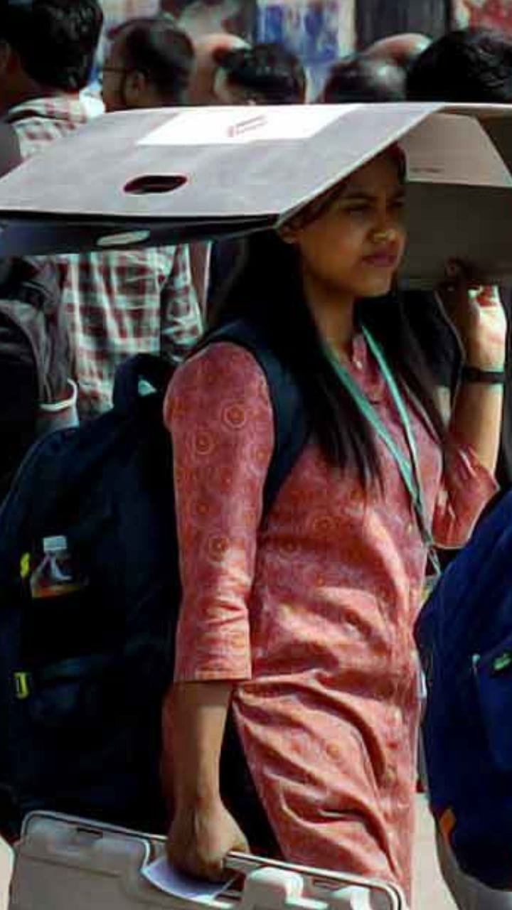 ভোট হয়ে গেলে কীভাবে বাড়ি ফিরবেন মহিলা ভোটকর্মীরা?