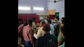 Balurghat Postal Ballot Chaos: খোলা অবস্থায় ভোট বাক্স, পোস্টাল ব্যালটে ভোট নিয়েও তুলকালাম বালুরঘাটে...