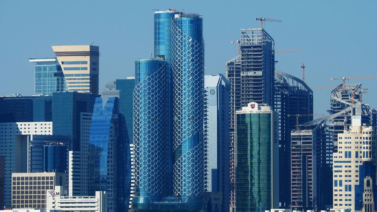  কাতারে ব্যক্তিগত আয়কর দিতে হয় না। তবে সমস্ত পণ্য ও পরিষেবার উপর ৫ শতাংশ ভ্যাট ধার্য করা হয়। 