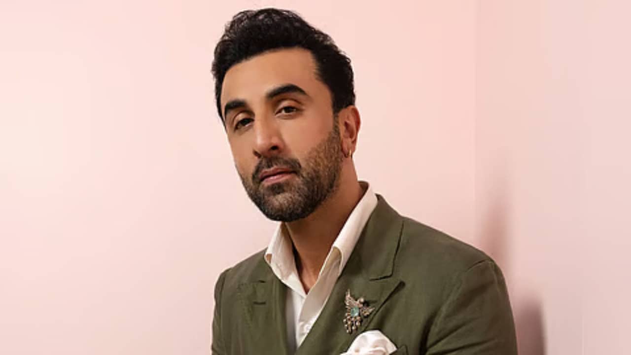 Ranbir Kapoor in Times 100: টাইমস-এর প্রভাবশালী তালিকায় রণবীর কাপুর, সুখবর পেয়েই স্বামীর কাছে কী চেয়ে বসলেন আলিয়া?
