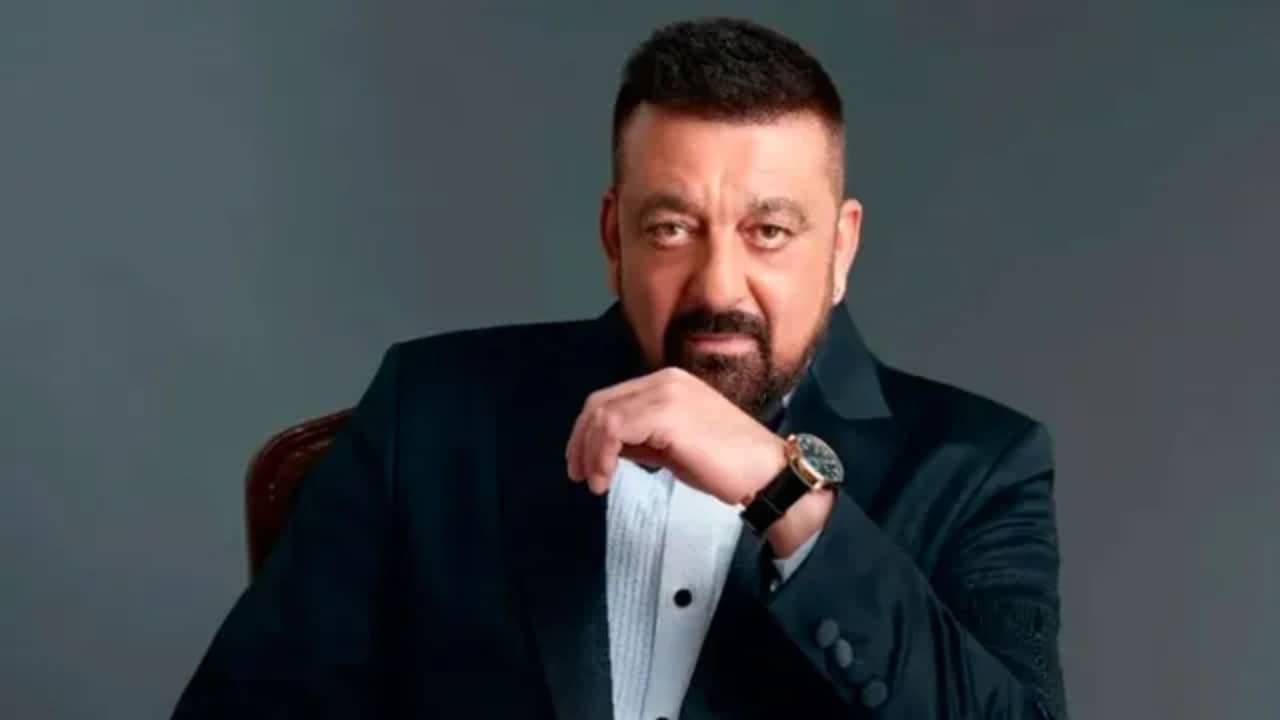 ৪০০০ কয়েদির আবদারেই ফিরছে খলনায়ক! ৩৩ বছর পর জেলের অন্ধকার জীবন নিয়ে মুখ খুললেন সঞ্জয় দত্ত