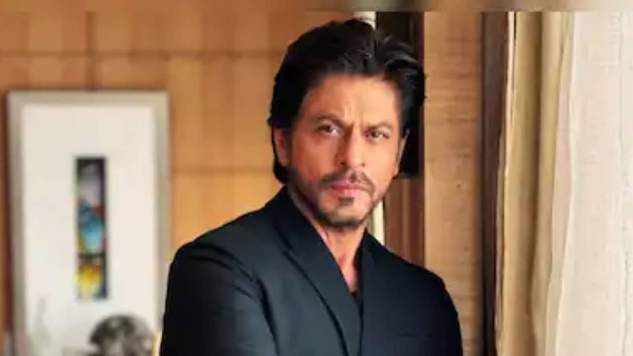 ইয়ে হারাম হ্যায়..., পরিচালকের কাছ থেকে কোন জিনিসটা নিতে চাননি শাহরুখ?