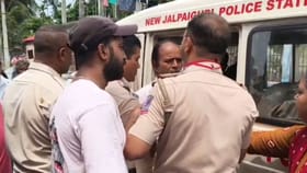 'অন্নপূর্ণা যোজনার' নাম করে ফর্ম বিলি, ভোটারদের তথ্য সংগ্রহের অভিযোগ