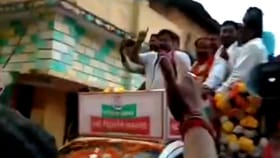 সুকান্তর রোড শো আসা মাত্রই উঠল জয় বাংলা স্লোগান! উত্তেজনা বালুরঘাটে