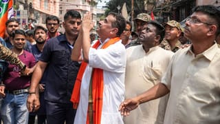 Suvendu Adhikari campaigning: ‘ভবানীপুরে বাড়ি বাড়ি প্রচারে সাদা পোশাকের পুলিশ অনুসরণ করছে’, জ্ঞানেশকে চিঠি শুভেন্দুর, সোশ্যাল মিডিয়ায় ছবিও দিলেন