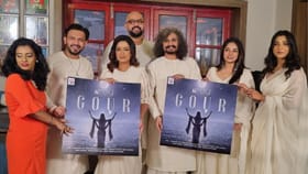 পোশাকের পর গৌর-গানের লঞ্চ, ডিজাইনার অভিষেক রায় কী বললেন?