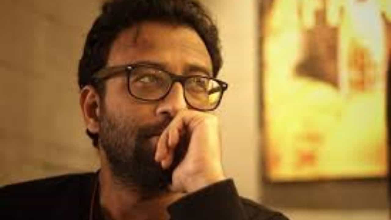 নিরুদ্দেশ সম্পর্কে ঘোষণা! কোথায় পরিচালক উৎসব? স্বামীকে খুঁজতে নতুন পদক্ষেপ স্ত্রীয়ের