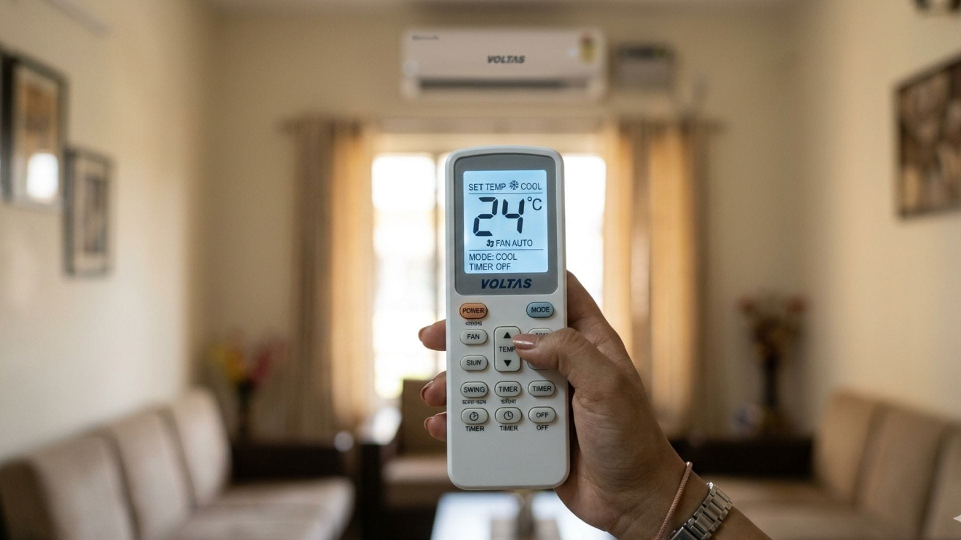 এসি সবসময় ২৪ থেকে ২৬ ডিগ্রি করে রাখবেন। এতে ঘর আরামদায়ক থাকে ও কমপ্রেসরে চাপ না পড়ায় বিল কম আসে। - AI