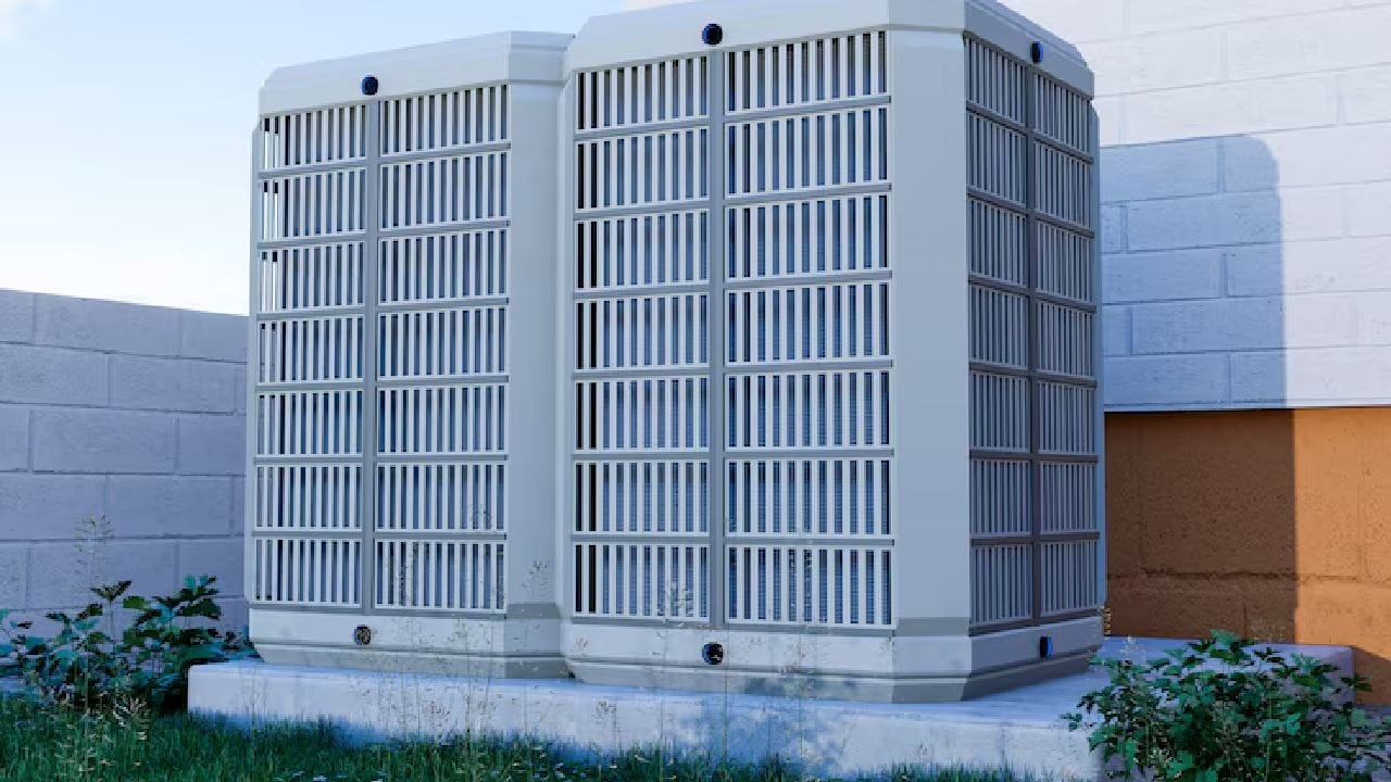 কুলার স্পর্শ করলে কি মাঝে মাঝে হালকা সুড়সুড়ি বা শক অনুভব করেন? এই ছোট লক্ষণটিকে কখনোই সাধারণ বলে এড়িয়ে যাবেন না। এটি বড় দুর্ঘটনার আগাম সতর্কবার্তা, তাই দ্রুত ইলেকট্রিশিয়ান ডাকুন। Free Pik