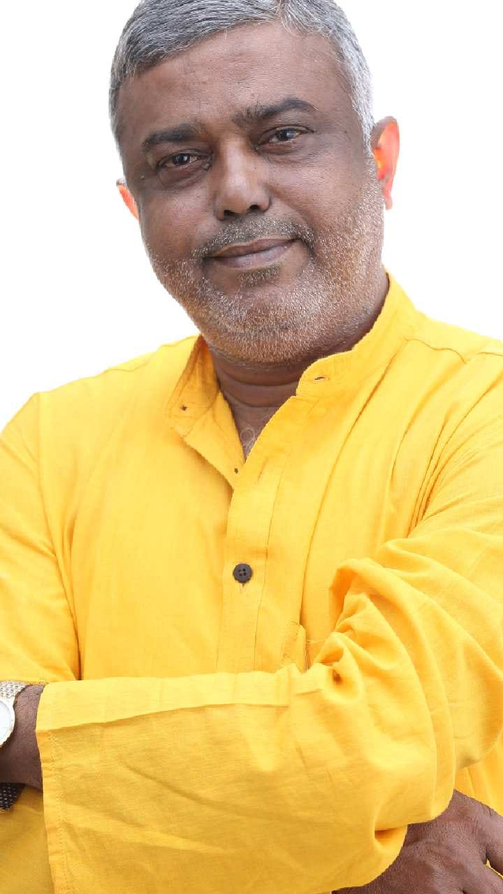 শুধু বাড়ি বা অফিস নয়, দেবাশীষ কুমারের শ্বশুরবাড়িতেও হানা দিলেন আয়কর আধিকারিকরা