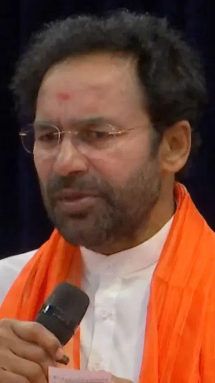 বাংলায় এসে কয়লা দুর্নীতি নিয়ে সরব কেন্দ্রীয় কয়লামন্ত্রী