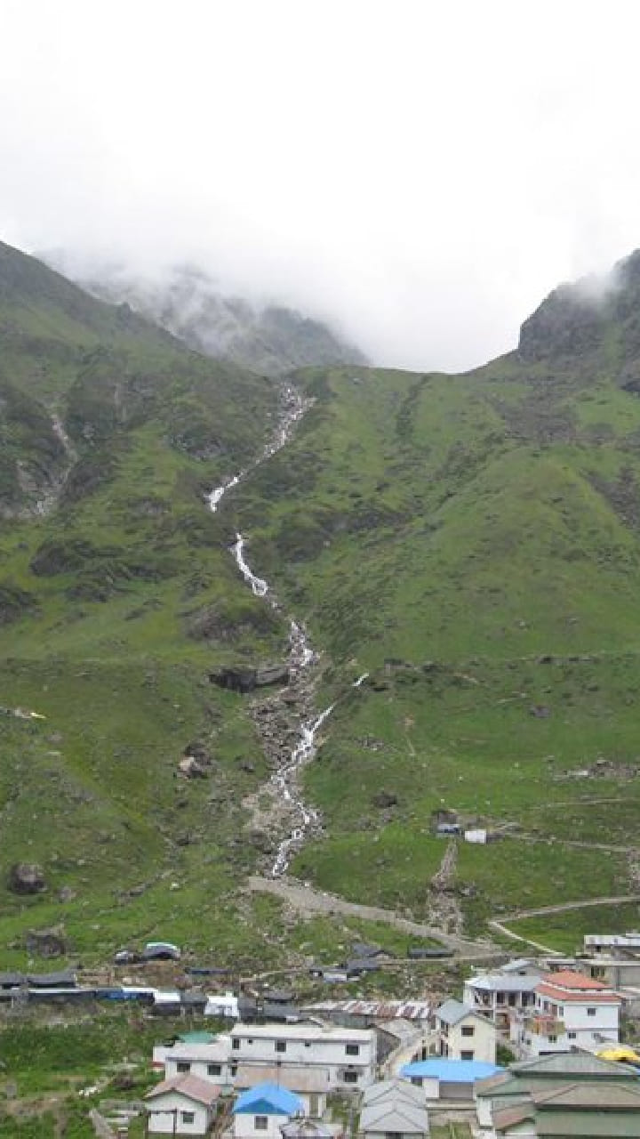 খুলে গেল কেদারনাথের দরজা, চারধাম যাত্রা ঘিরে ভক্তদের উন্মাদনা