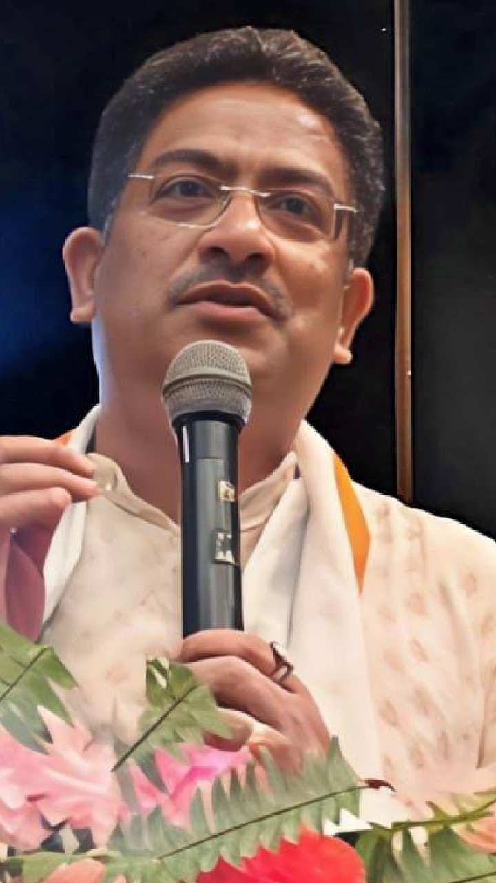 ভোটের প্রচারে খাদির পোশাকই পছন্দ TMC প্রার্থী শুভাশীষের