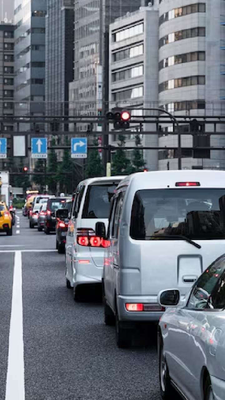 কলকাতায় আজ কোন কোন রাস্তায় যানজট?