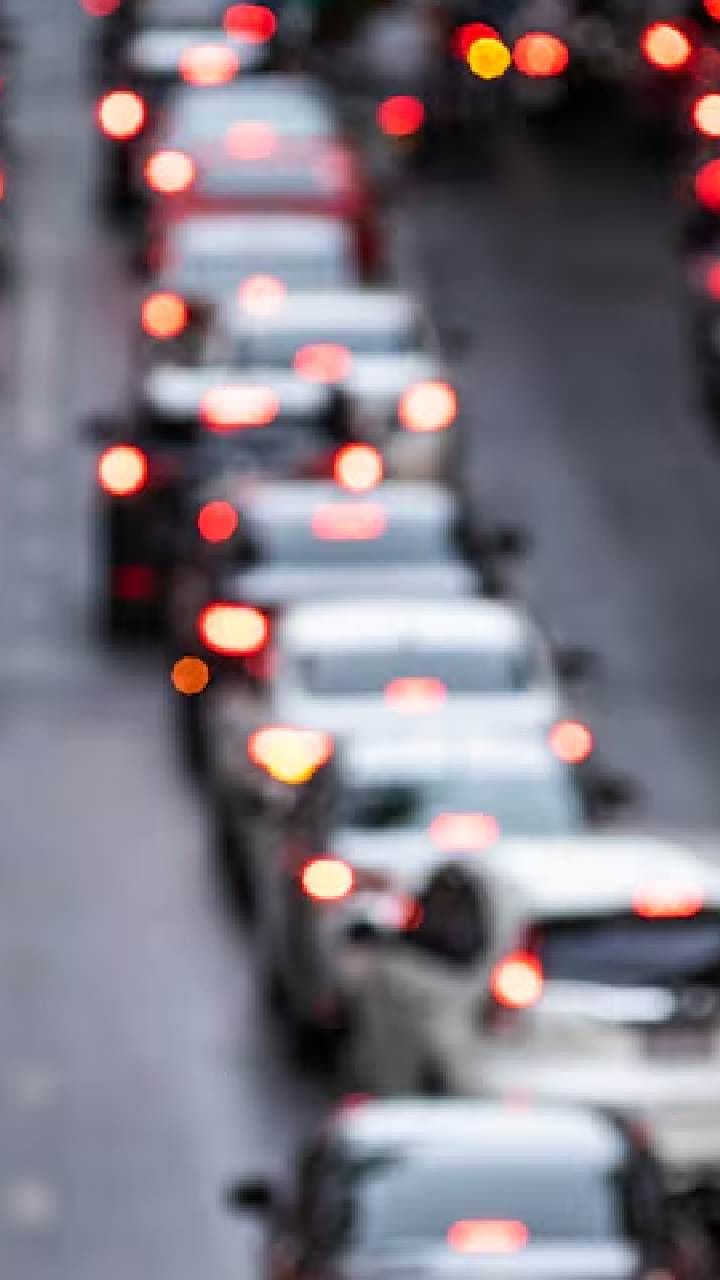 আইপিএল ম্যাচ ও রাজনৈতিক মিছিল, আজ বিকেলের পর যানজটের কবলে পড়তে পারে তিলোত্তমা