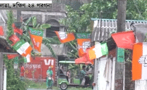জাহাঙ্গিরের সঙ্গে ফলতায় তৃণমূলের পতাকাও ‘উধাও’!