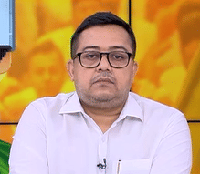 'যাঁরা এখনও বুক চিতিয়ে TMC-এর পতাকা ধরছে, তাঁরাই আগামিদিনে TMC-কে এগিয়ে নিয়ে যাবে'