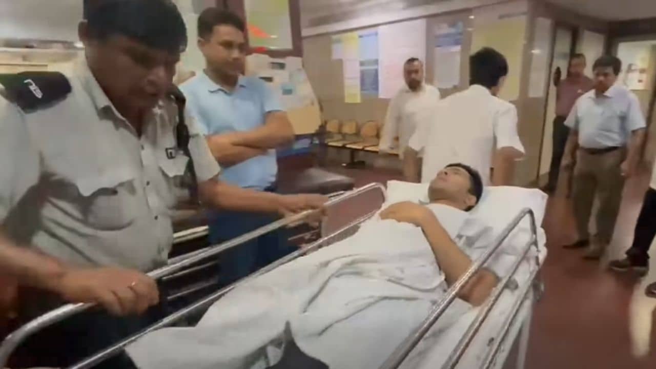Abhishek Banerjee: ভর্তি নিল না দ্বিতীয় হাসপাতালও, অভিষেককে কী কী ওষুধ দিল জানেন!