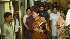 একের পর এক পুরসভা থেকে পালাচ্ছে তৃণমূল, হাল ফেরাতে কী ভাবছে সরকার?