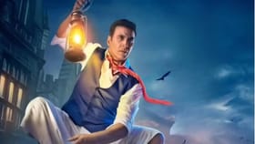 বক্স অফিসে ২০০ কোটির ক্লাবে ‘ভূত বাংলা’, অথচ কর্মীদের পকেটে টান!