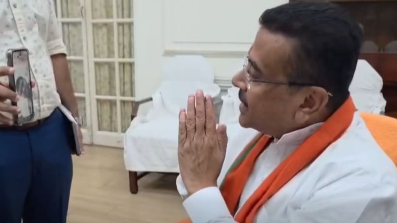 সোমে ধনধান্য অডিটোরিয়ামে কৃতীদের সংবর্ধনা দেবেন মুখ্যমন্ত্রী শুভেন্দু