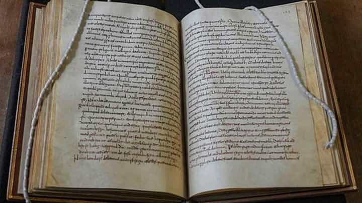 Caedmon’s Hymn: পৃথিবীর সবচেয়ে প্রাচীন ইংরেজি কবিতা কোনটা জানেন? Caedmon’s Hymn: পৃথিবীর সবচেয়ে প্রাচীন ইংরেজি কবিতা কোনটা জানেন?