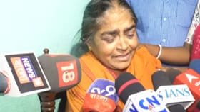 'TMC বলেছিল...দিল্লির কোনও বাবা বাঁচাবে না', দাবি চন্দ্রনাথের মায়ের
