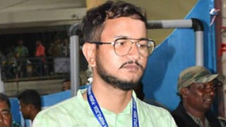 Debangshu Bhattacharya:  যে দেওয়াল থেকে দেবাংশুর জন্ম, সেই দেওয়াল আজ ফাঁকা! কোথায় গেলেন জানেন?