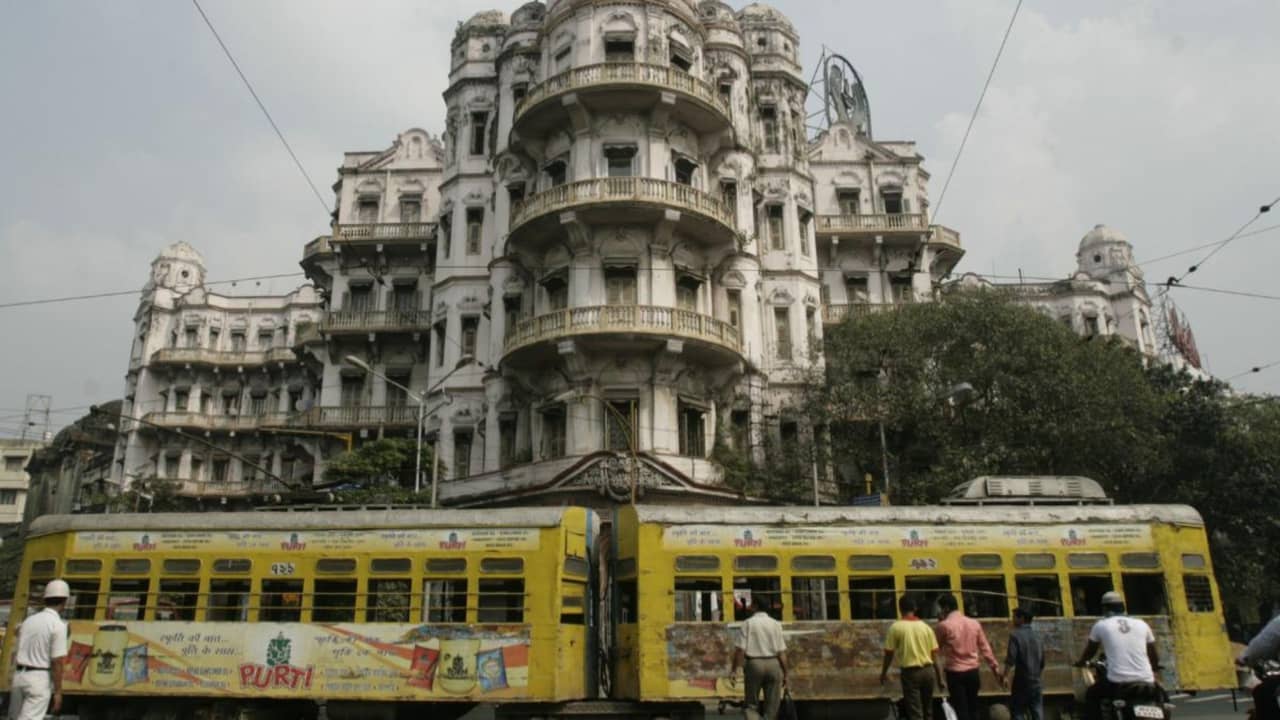 History of Kolkata and Place: এসপ্ল্যানেডের আরেক নাম ধর্মতলা কেন জানেন?