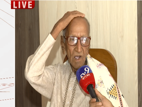 'মোদী আমাকে বললেন দাদা আপনার হাত আমার মাথায় রাখুন'