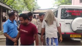 মহিলা ও তাঁর সন্তানকে বাংলাদেশে পাচারের অভিযোগ, গ্রেফতার তৃণমূল নেতা