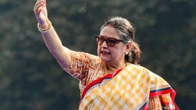 '৪ দশকের আনুগত্যের পুরস্কার', পদ খুইয়ে অভিমানী কাকলি