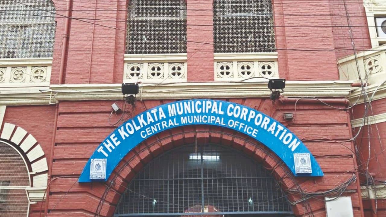 Kolkata municipal corporation: জন্ম-মৃত্যুর সার্টিফিকেট ফের খতিয়ে দেখার নির্দেশ