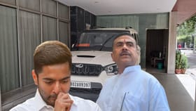 অভিষেকের সেই বুলেটপ্রুফ গাড়িই এবার রেডি হচ্ছে শুভেন্দুর জন্য