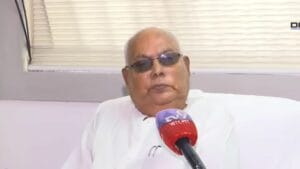 পেশাটাই কি সব? বিকাশ মামলা লড়ায় কী বললেন কান্তি গঙ্গোপাধ্যায়