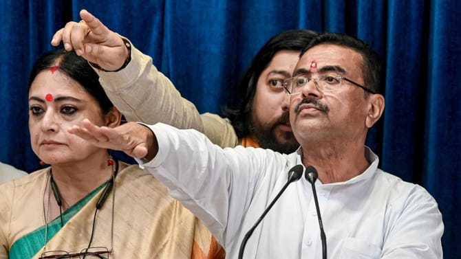 ওবিসি তালিকা নিয়ে বড় সিদ্ধান্ত শুভেন্দুর মন্ত্রিসভায়