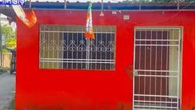 এ কী মমতা মন্দিরের রঙও রাতারাতি গেরুয়া!