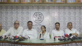 LIVE: রেইড করে, গ্রেফতার করে, আমলা বদল করে জিতেছে: মমতা
