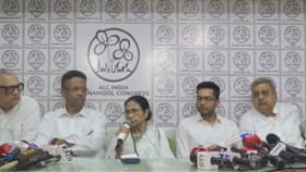 Mamata Banerjee Press Meet Live: আমার পেটে, আমার পিছনে লাঠি মেরেছে: মমতা...