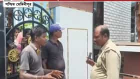 পুরসভার গেটেই ঝুলল তালা, কী ঘটল চন্দ্রকোনায়