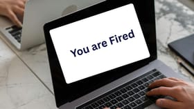 ভোর ৪টেয় এল Email, ঘুম ভেঙে ৮০০০ কর্মী জানলেন, চাকরিটা আর নেই!