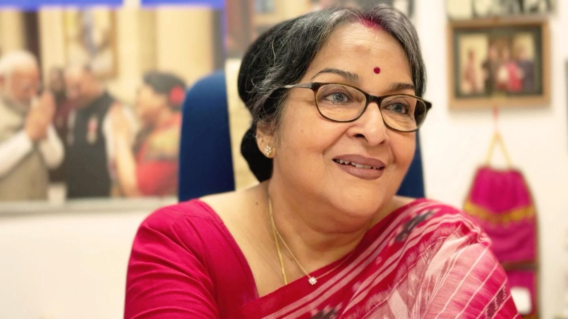 টিভি নাইন বাংলাকে আগে থেকেই নিমন্ত্রণ পাওয়ার কথা জানিয়ে ছিলেন অভিনেত্রী ও নৃত্যশিল্পী মমতাশঙ্কর। এদিন তাঁকেও দেখা গেল ব্রিগেডে। 