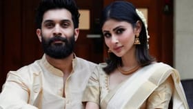 স্বামী সুরজকে বিয়ের পর পাত্তাই দিতেন না মৌনী?