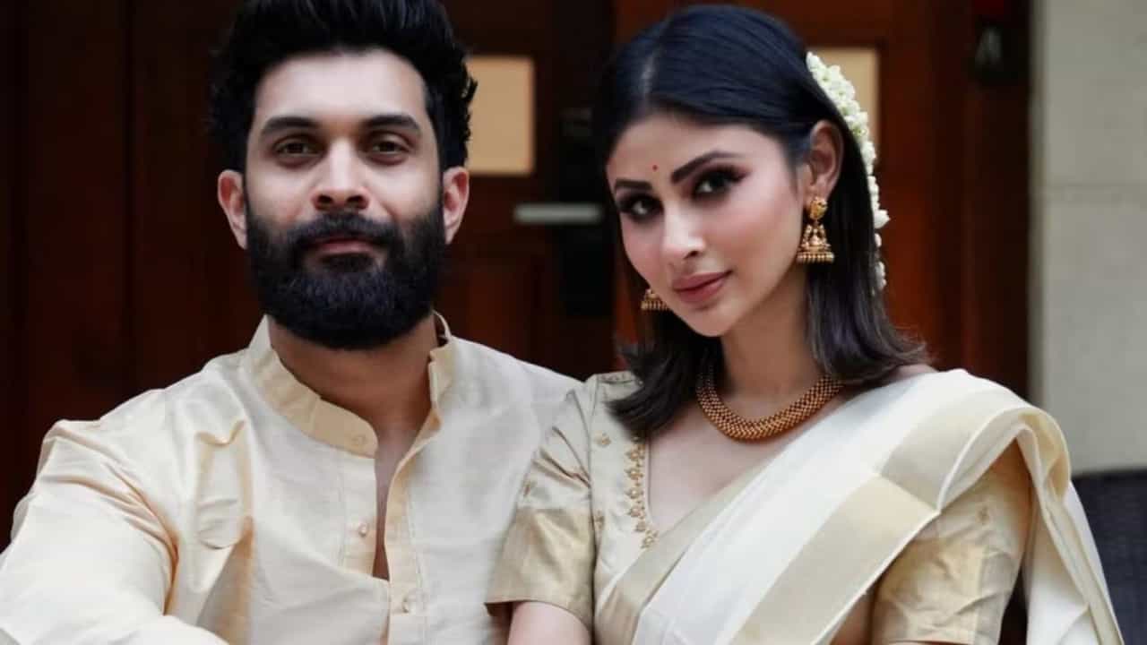 স্বামী সুরজকে বিয়ের পর পাত্তাই দিতেন না মৌনী?